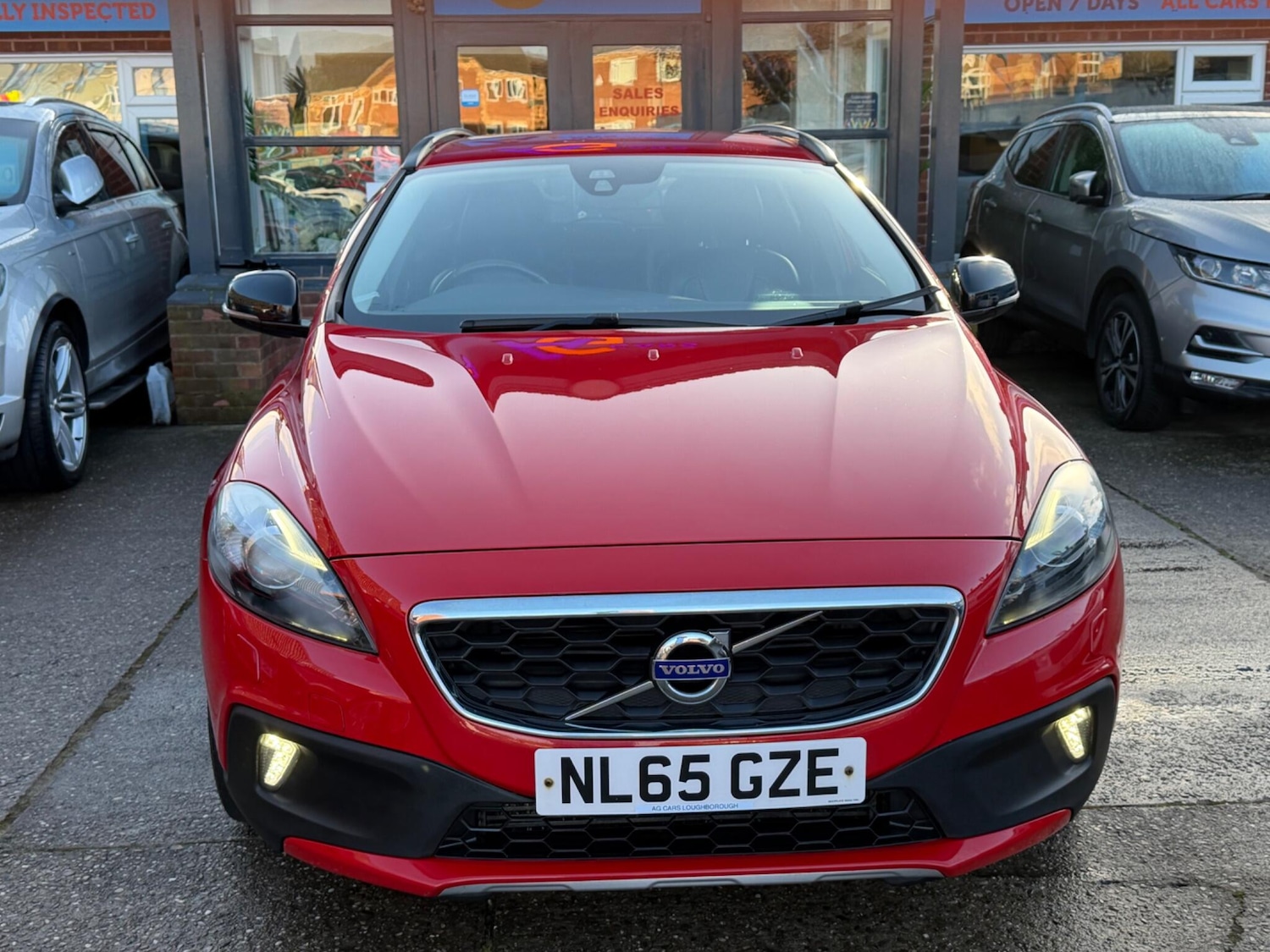 Used Volvo V40 2015 for sale - 77229518: Photo 17