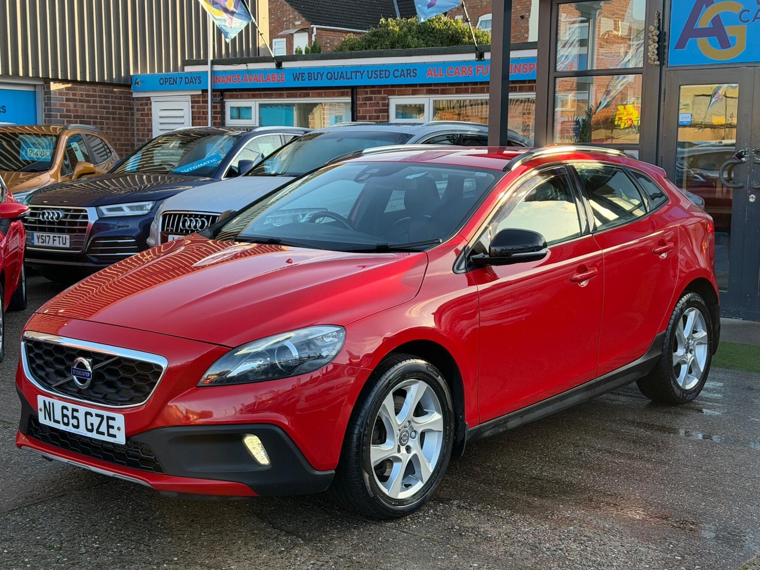 Used Volvo V40 2015 for sale - 77229518: Photo 19