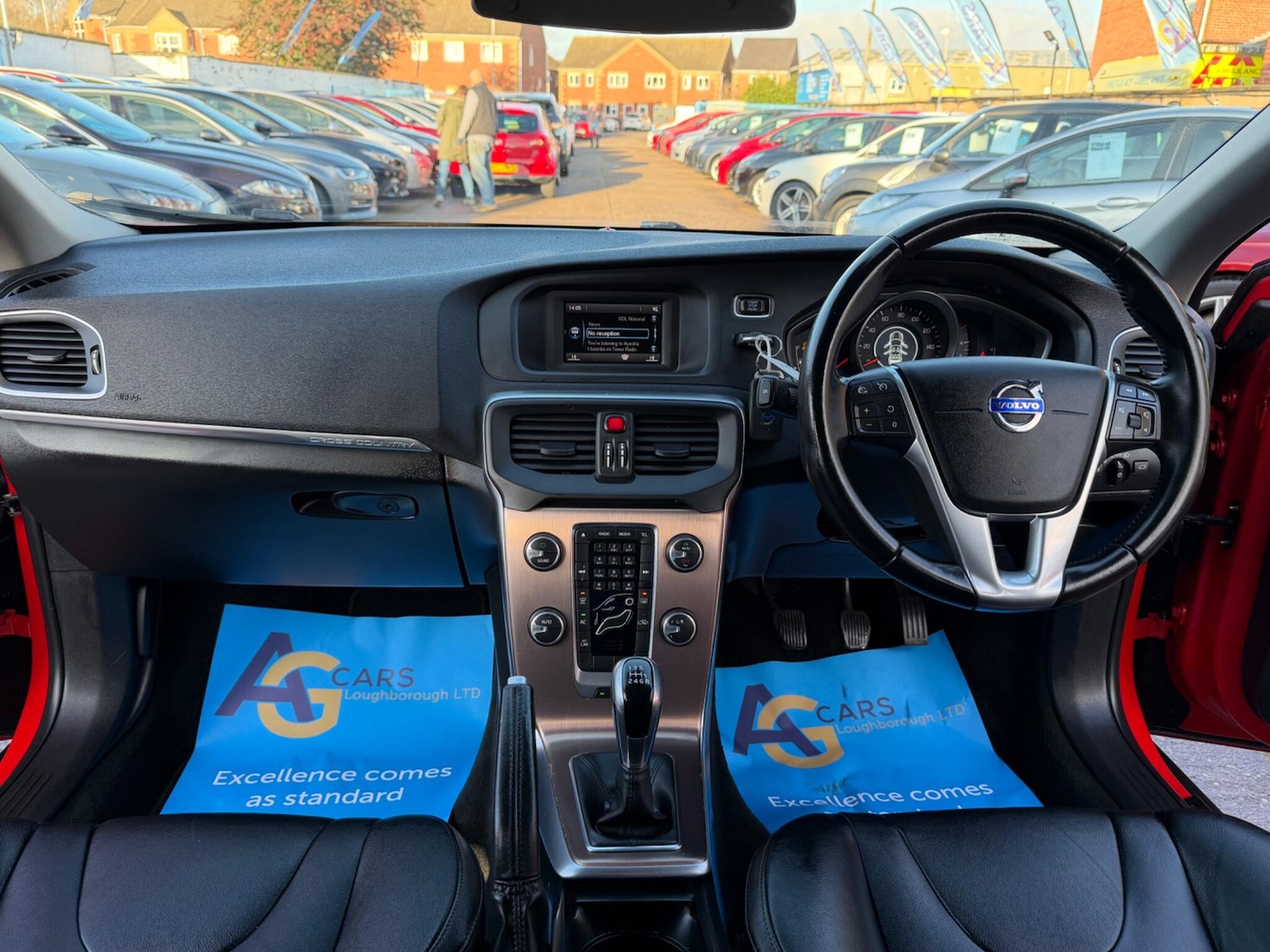 Used Volvo V40 2015 for sale - 77229518: Photo 36