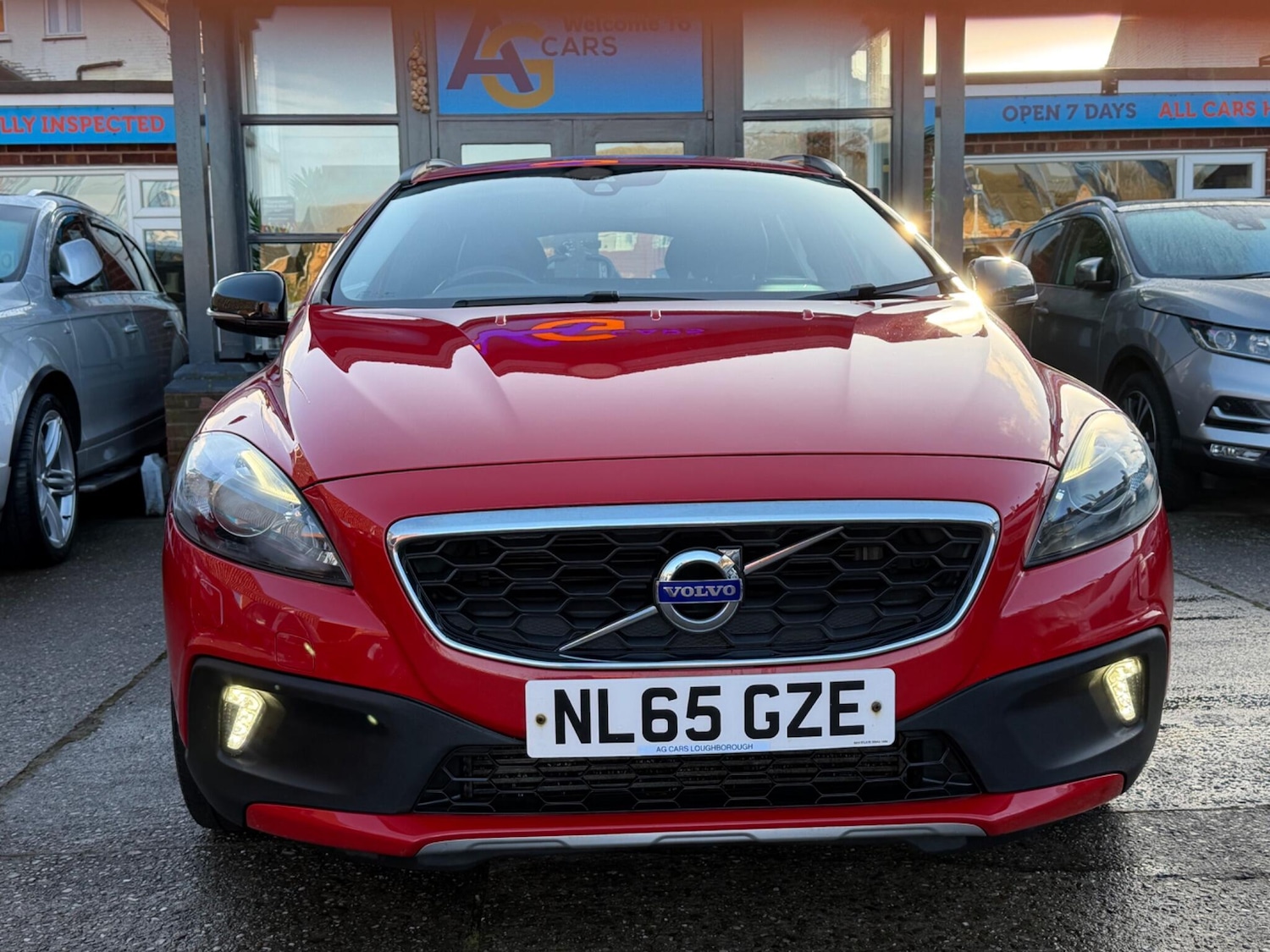 Used Volvo V40 2015 for sale - 77229518: Photo 41