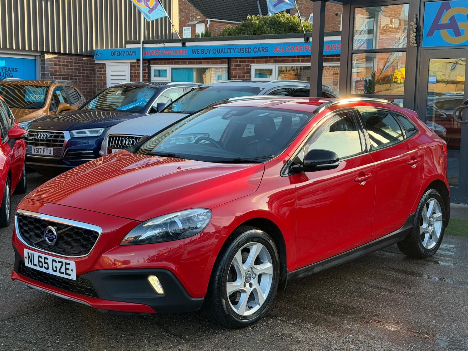 Used Volvo V40 2015 for sale - 77229518: Photo 49