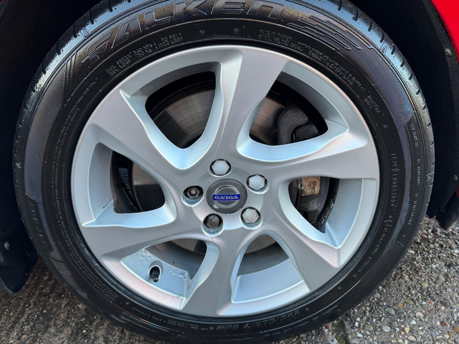 Used Volvo V40 2015 for sale - 77229518: Photo 70