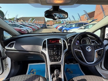 Used Vauxhall Astra GTC 2015 for sale - 78982156: Photo