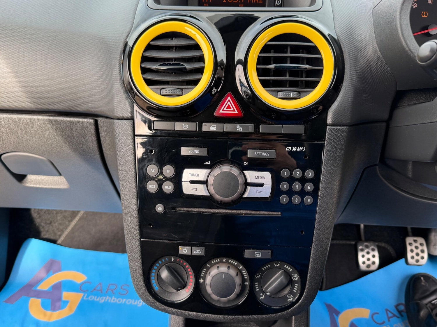 Used Vauxhall Corsa 2014 for sale - 77883110: Photo 23