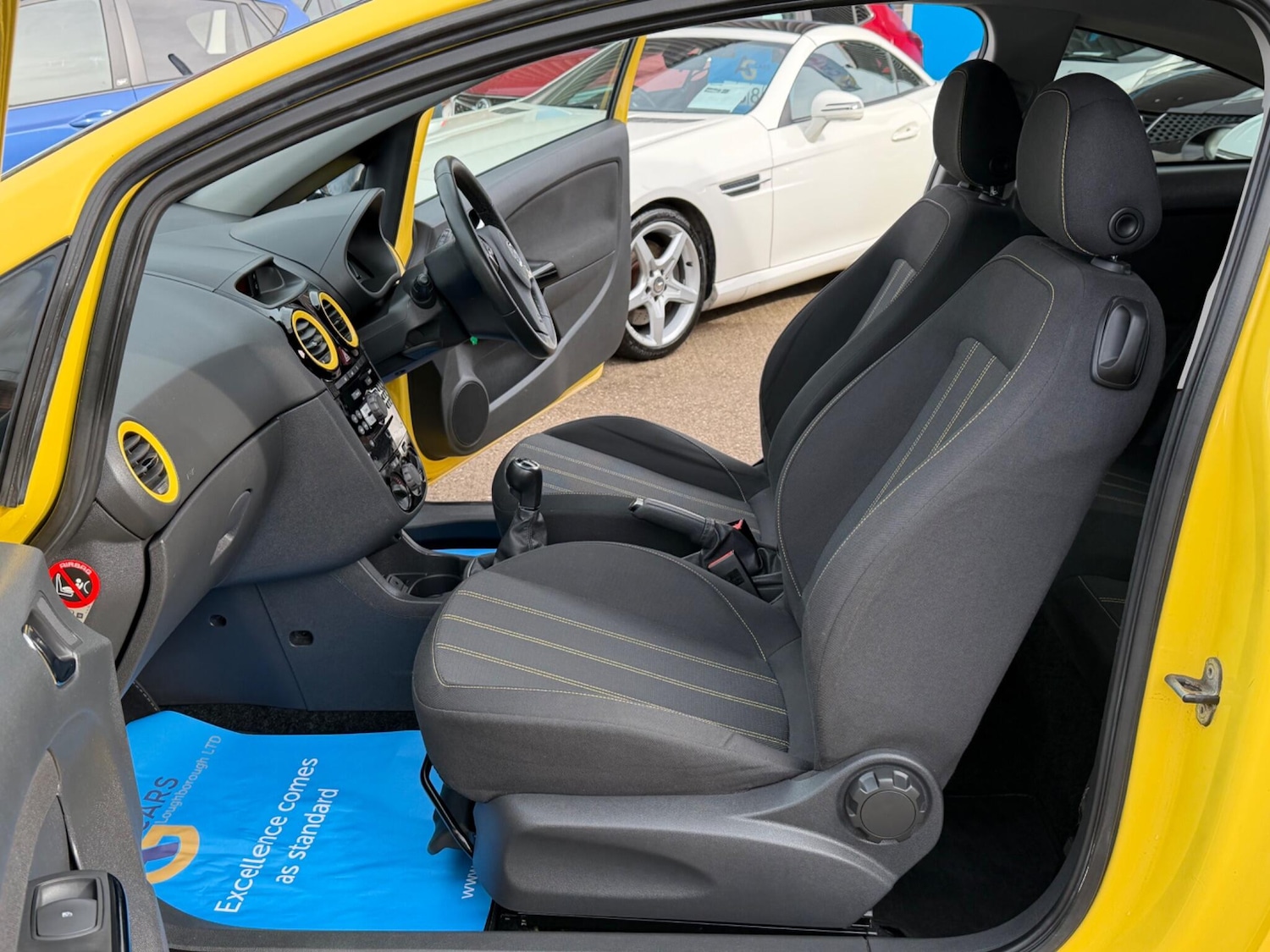 Used Vauxhall Corsa 2014 for sale - 77883110: Photo 4