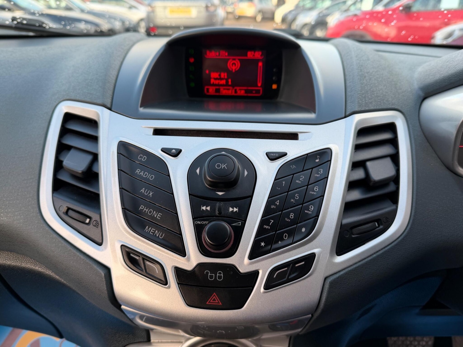 Used Ford Fiesta 2011 for sale - 77090938: Photo 22