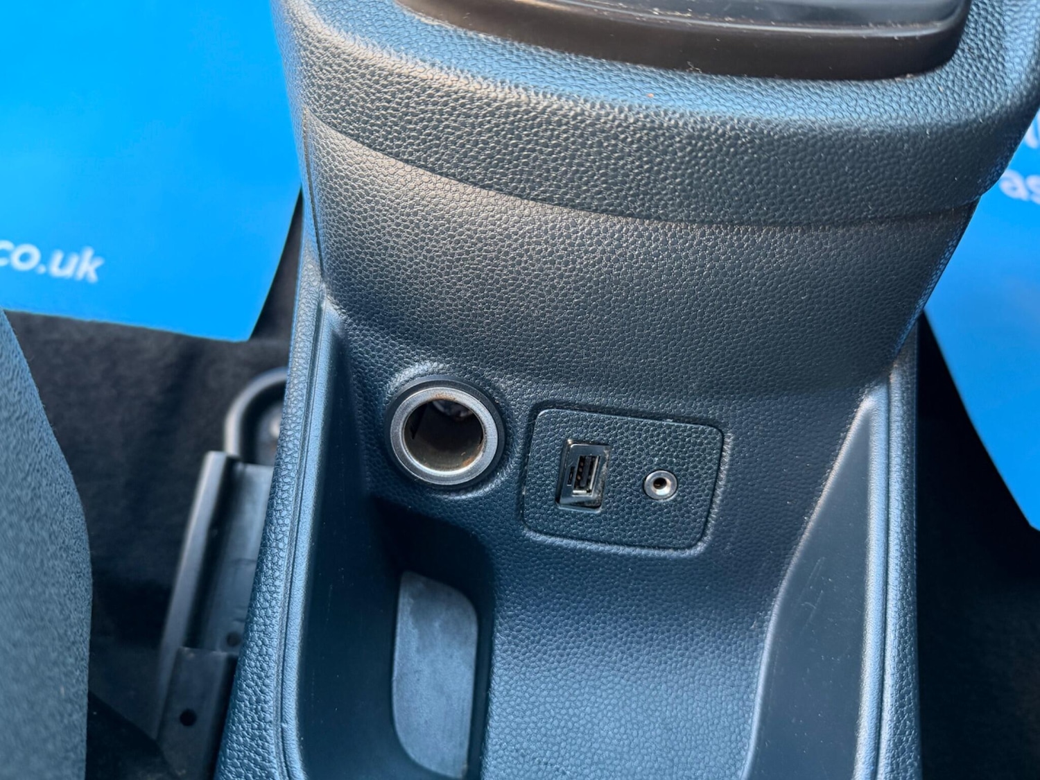 Used Ford Fiesta 2011 for sale - 77090938: Photo 30