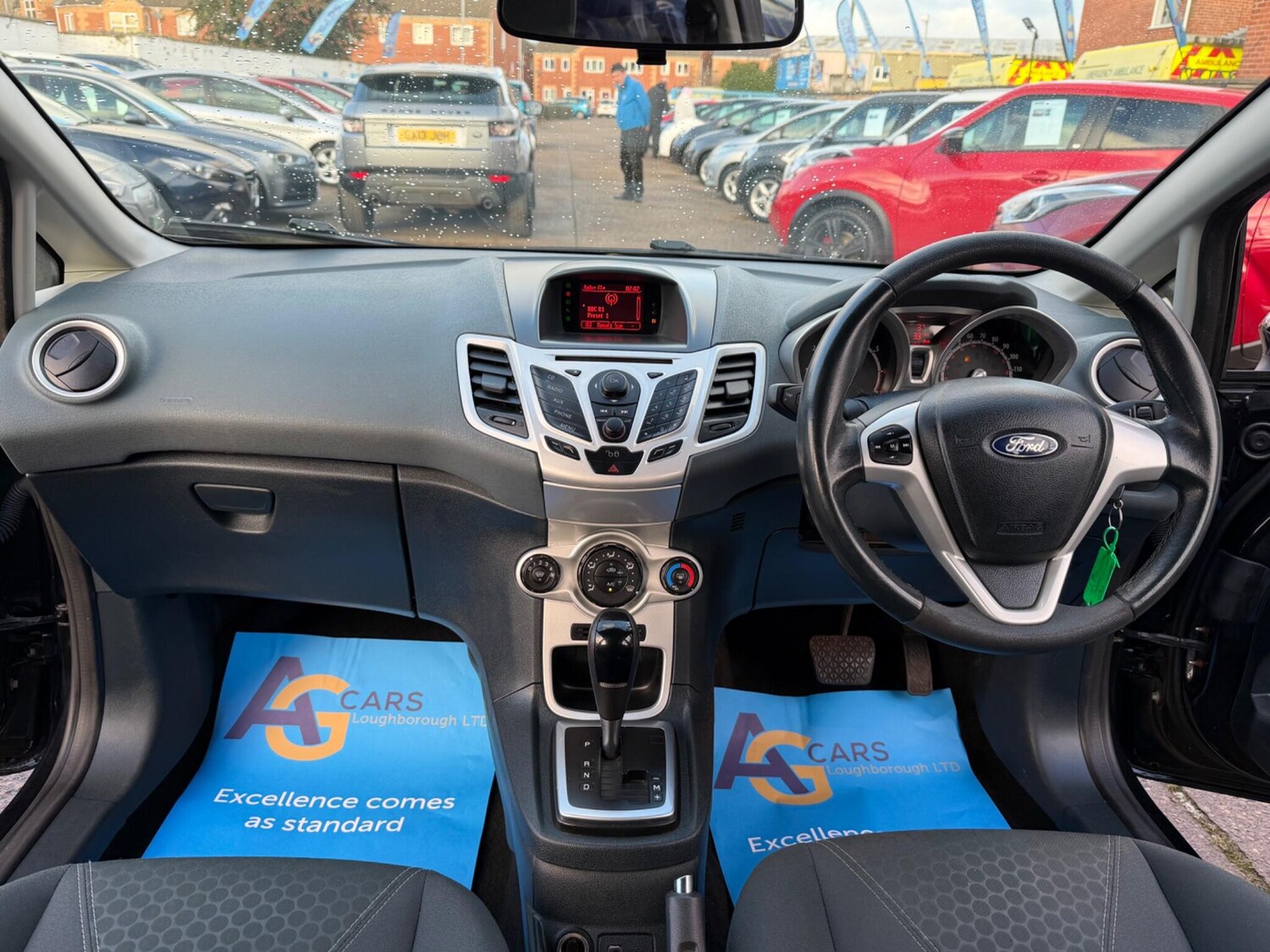 Used Ford Fiesta 2011 for sale - 77090938: Photo 32