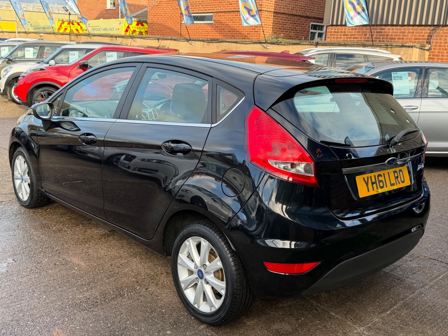 Used Ford Fiesta 2011 for sale - 77090938: Photo 46