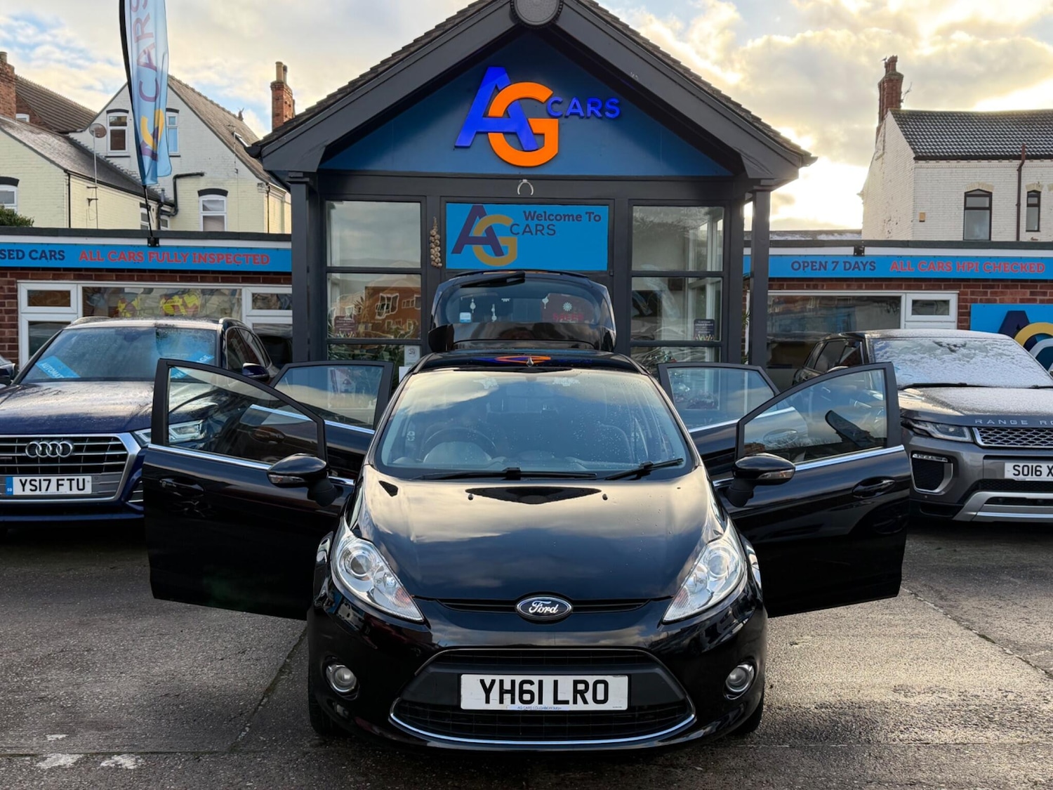 Used Ford Fiesta 2011 for sale - 77090938: Photo 64