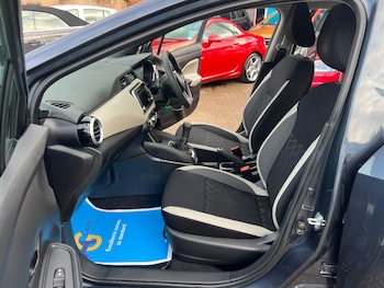 Used Nissan Micra 2018 for sale - 76898276: Photo