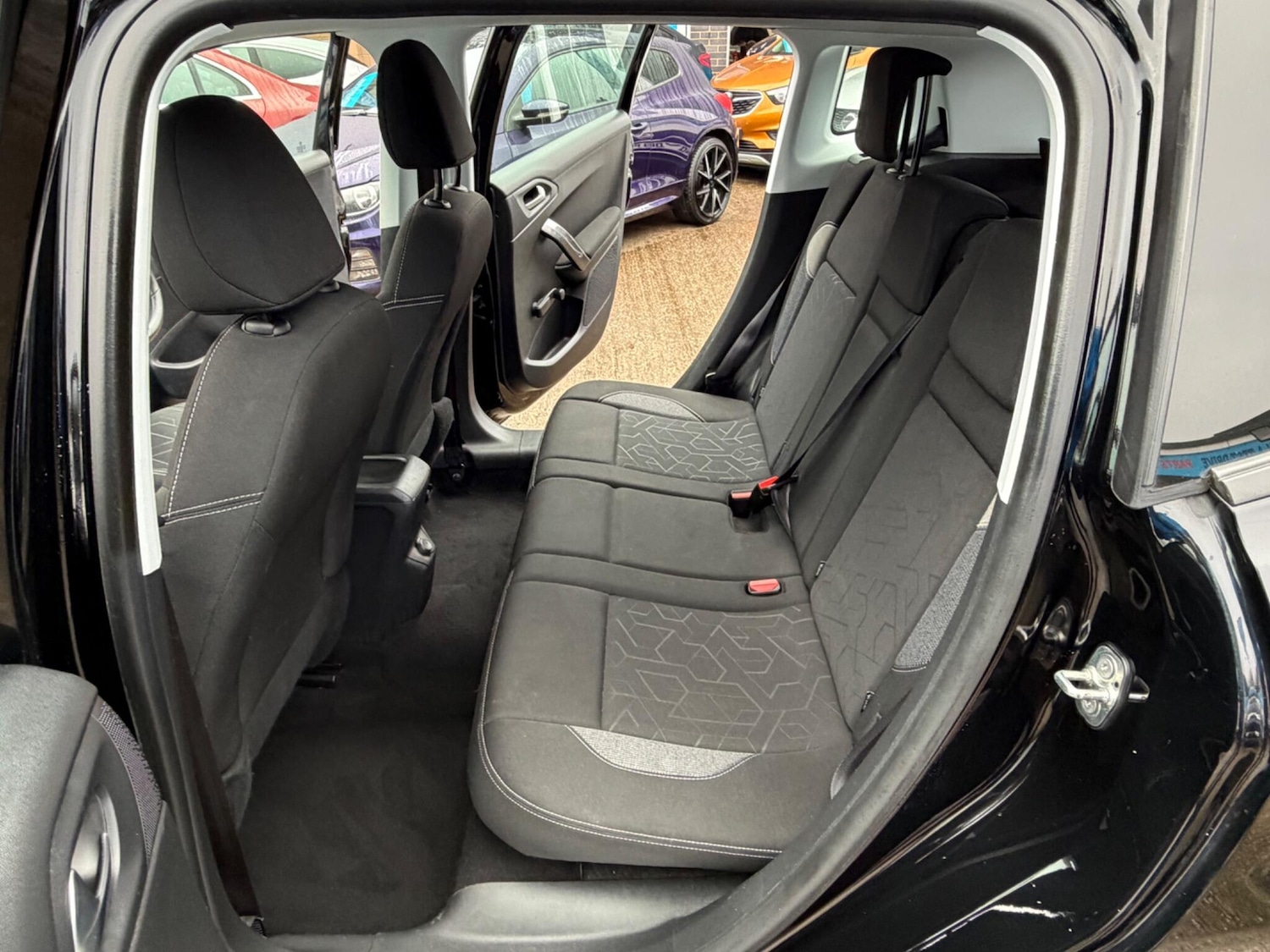 Used Peugeot 2008 for sale - 77586740: Photo 5