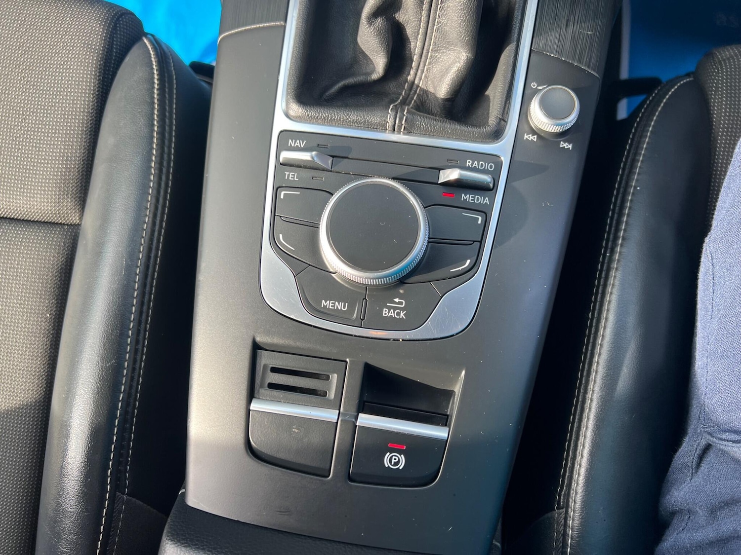 Vehicle 25