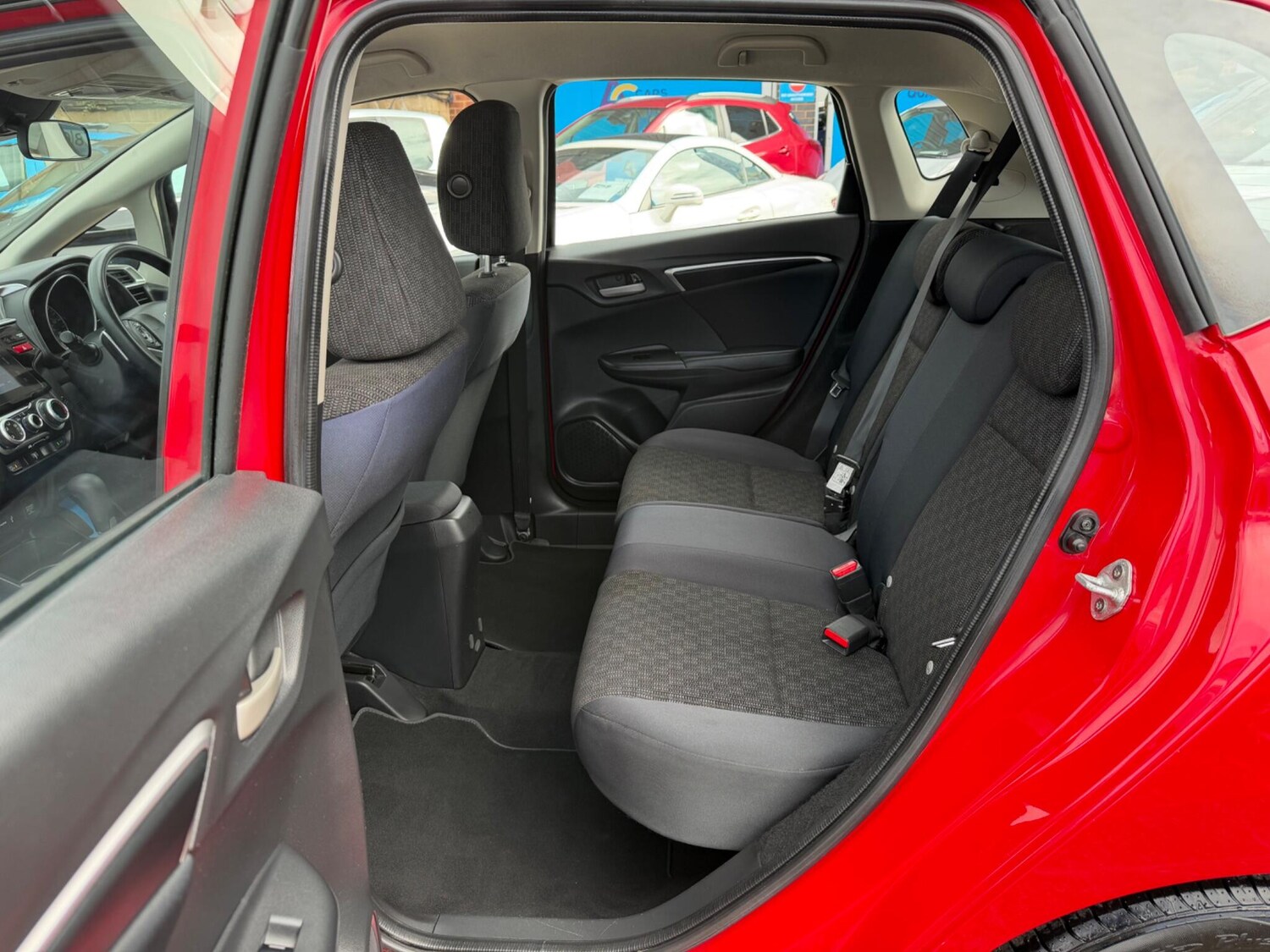 Used Honda Jazz 2016 for sale - 77978286: Photo 46