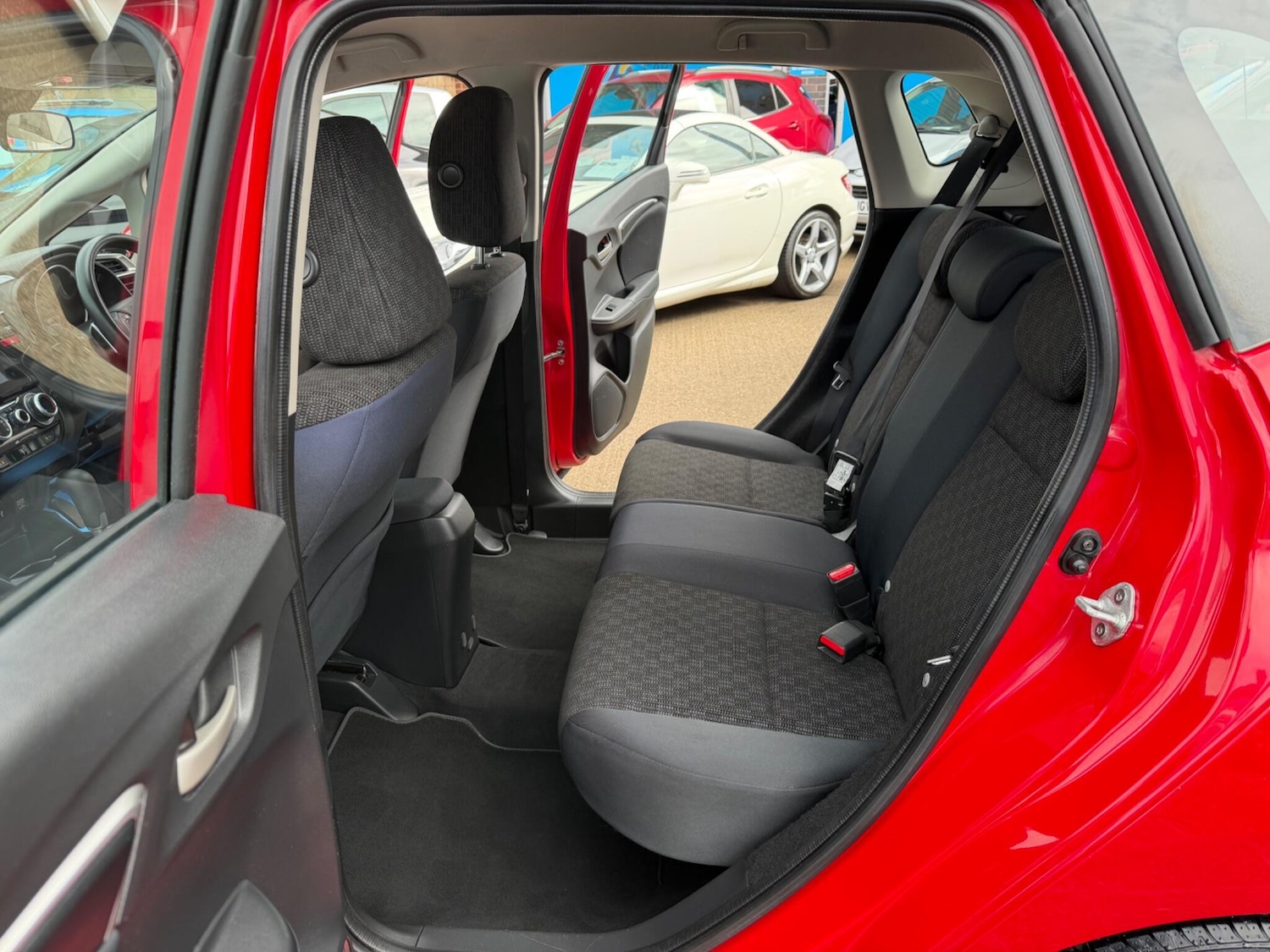 Used Honda Jazz 2016 for sale - 77978286: Photo 5