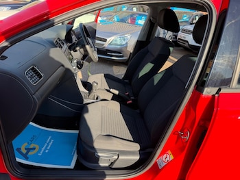 Used Volkswagen Polo 2014 for sale - 78362731: Photo