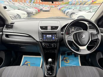 Used Suzuki Swift 2015 for sale - 79740696: Photo