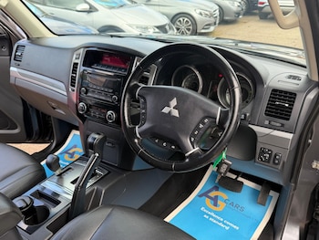 Used Mitsubishi Shogun 2017 for sale - 79348247: Photo