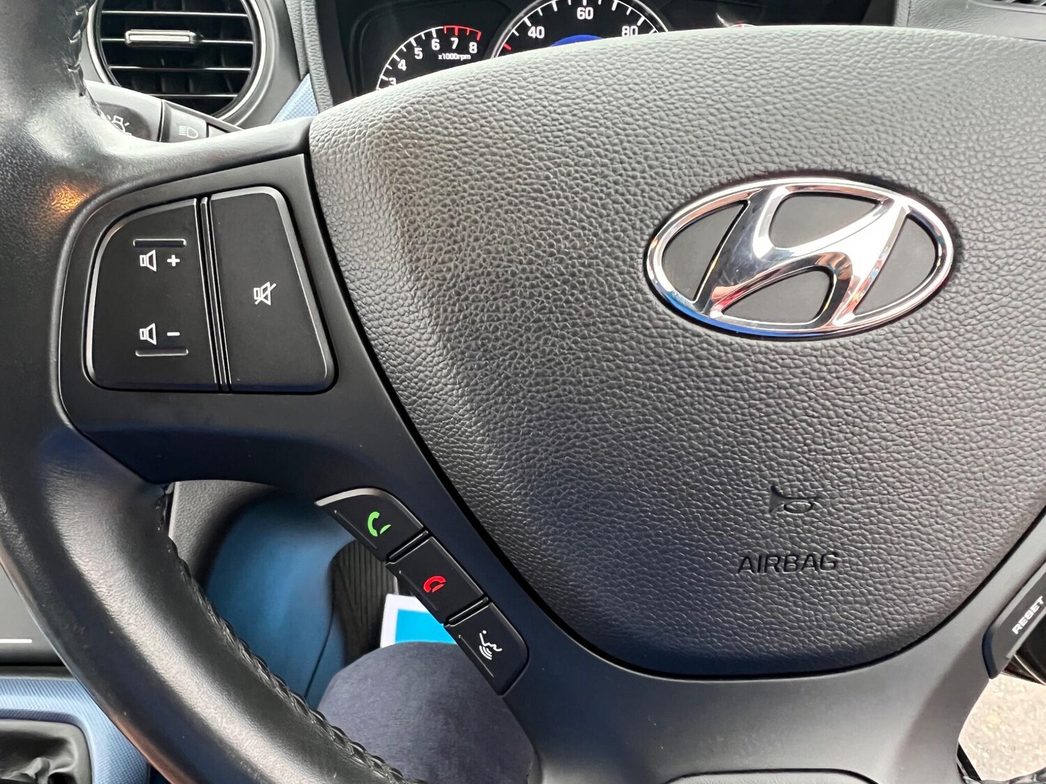 Used Hyundai i10 for sale - 76993017: Photo 25