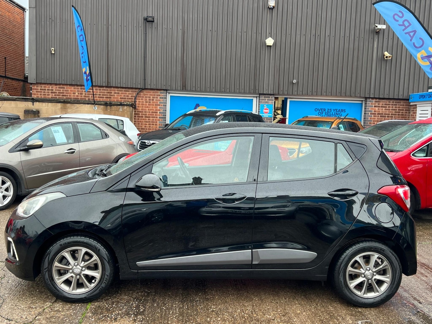 Used Hyundai i10 for sale - 76993017: Photo 39