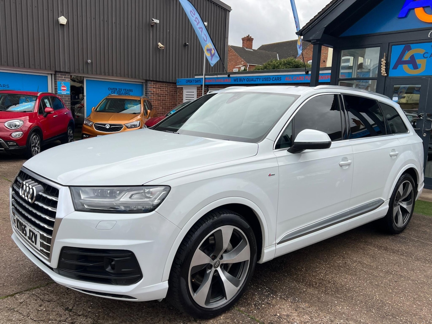 Used Audi Q7 2015 for sale - 76399129: Photo 63