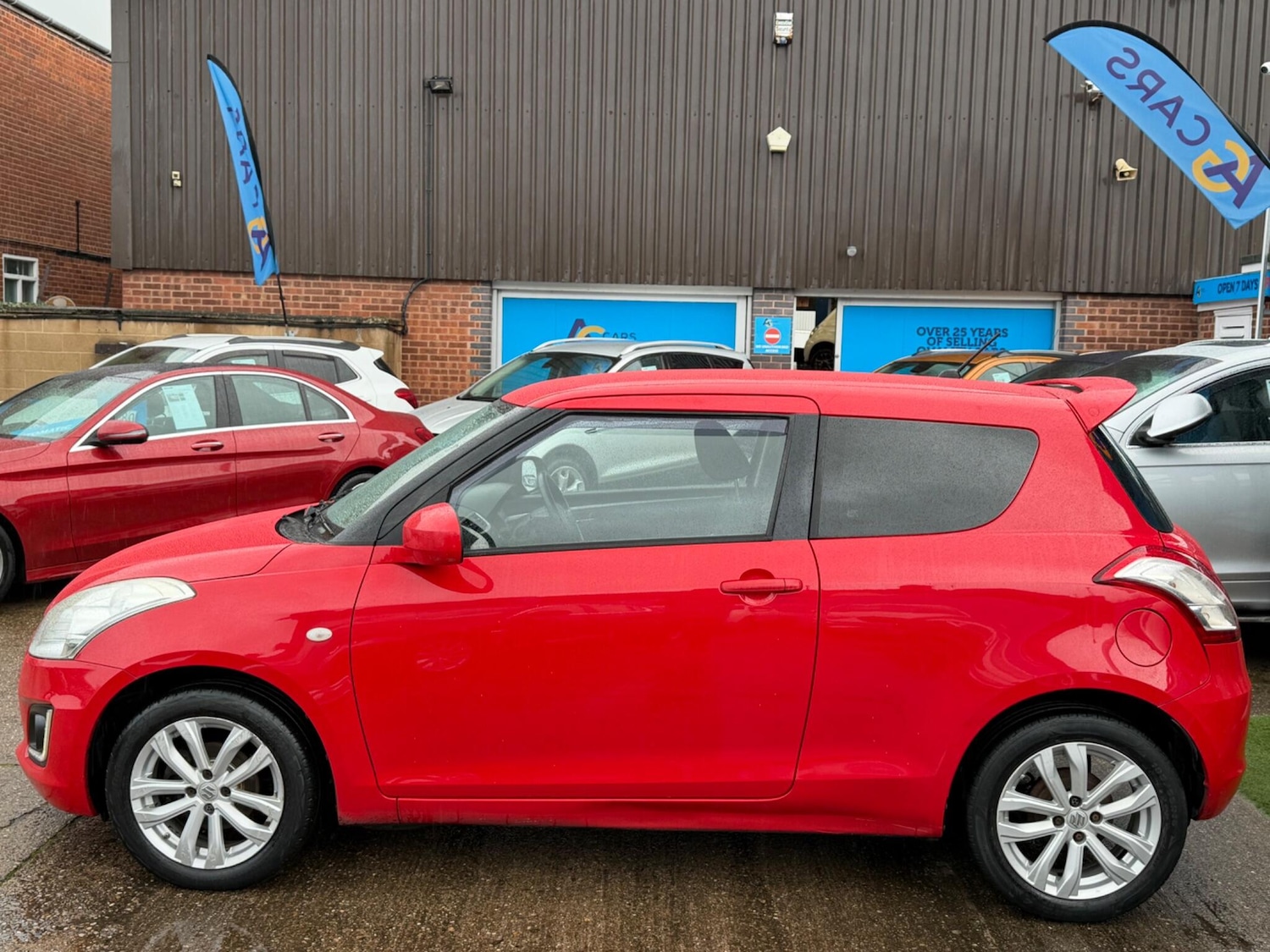 Used Suzuki Swift 2016 for sale - 77191132: Photo 40