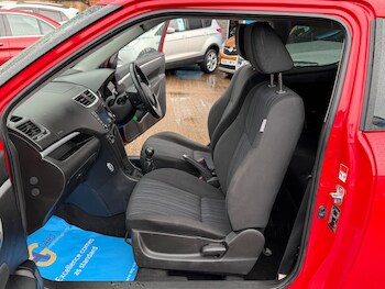 Used Suzuki Swift 2016 for sale - 77191132: Photo