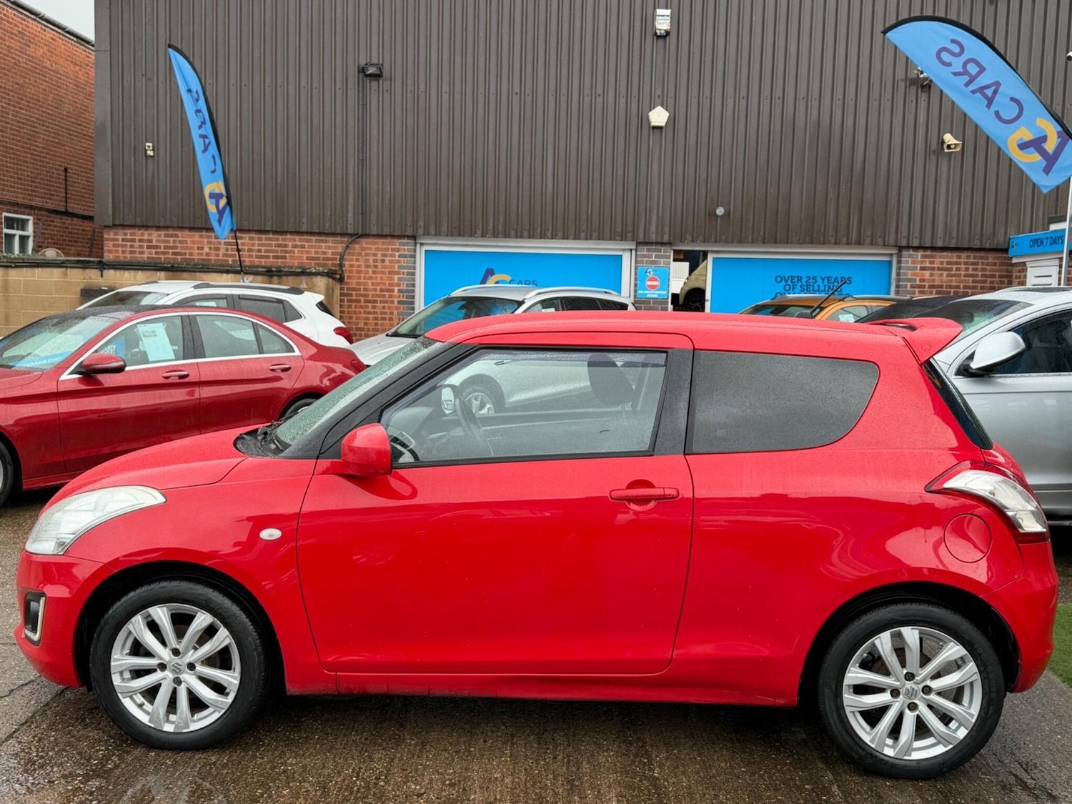 Used Suzuki Swift 2016 for sale - 77191132: Photo 9