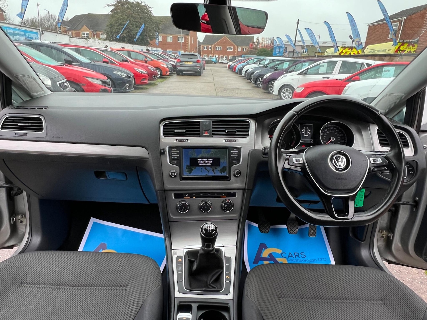 Used Volkswagen Golf 2016 for sale - 76585184: Photo 2