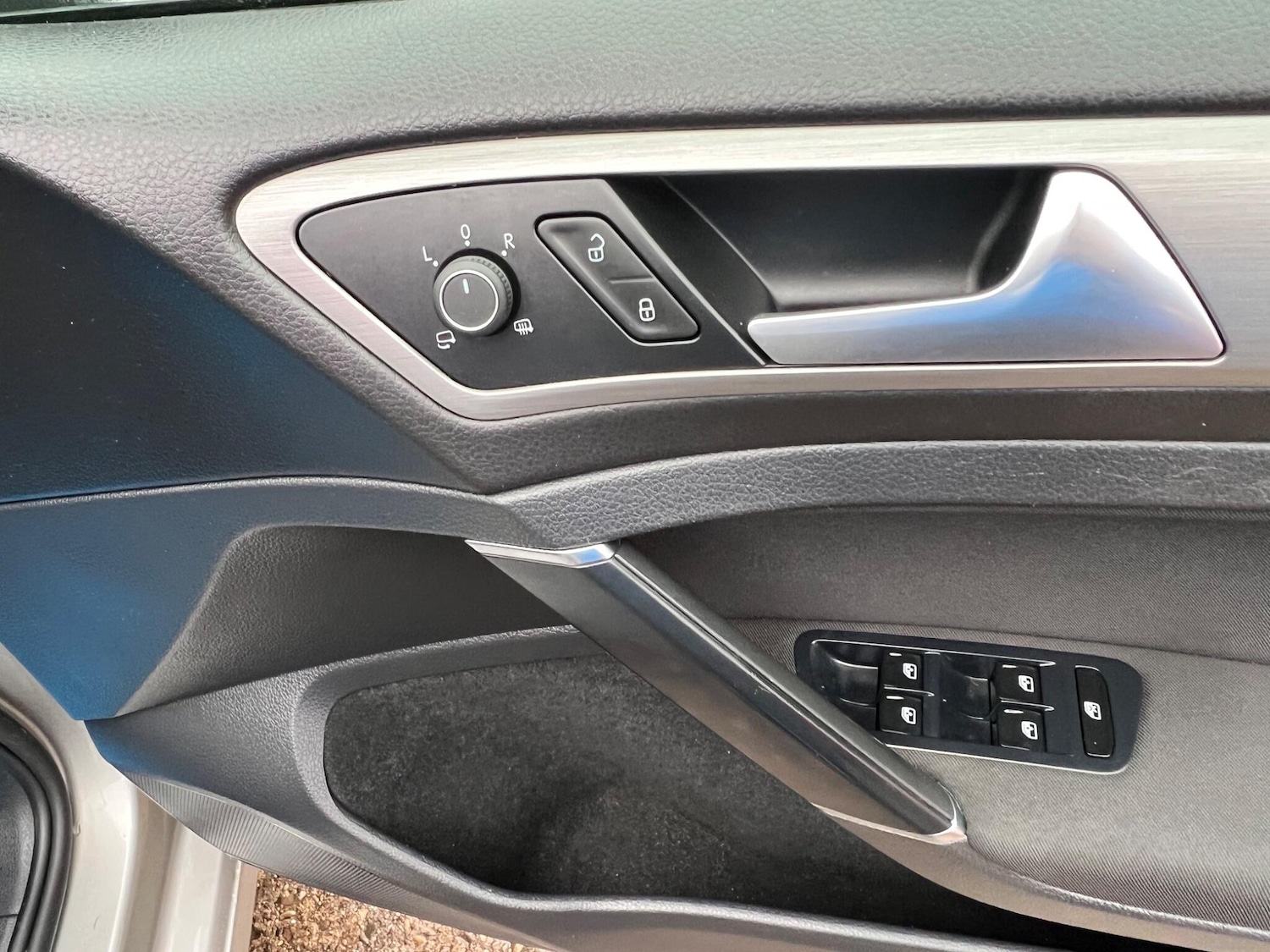 Used Volkswagen Golf 2016 for sale - 76585184: Photo 32