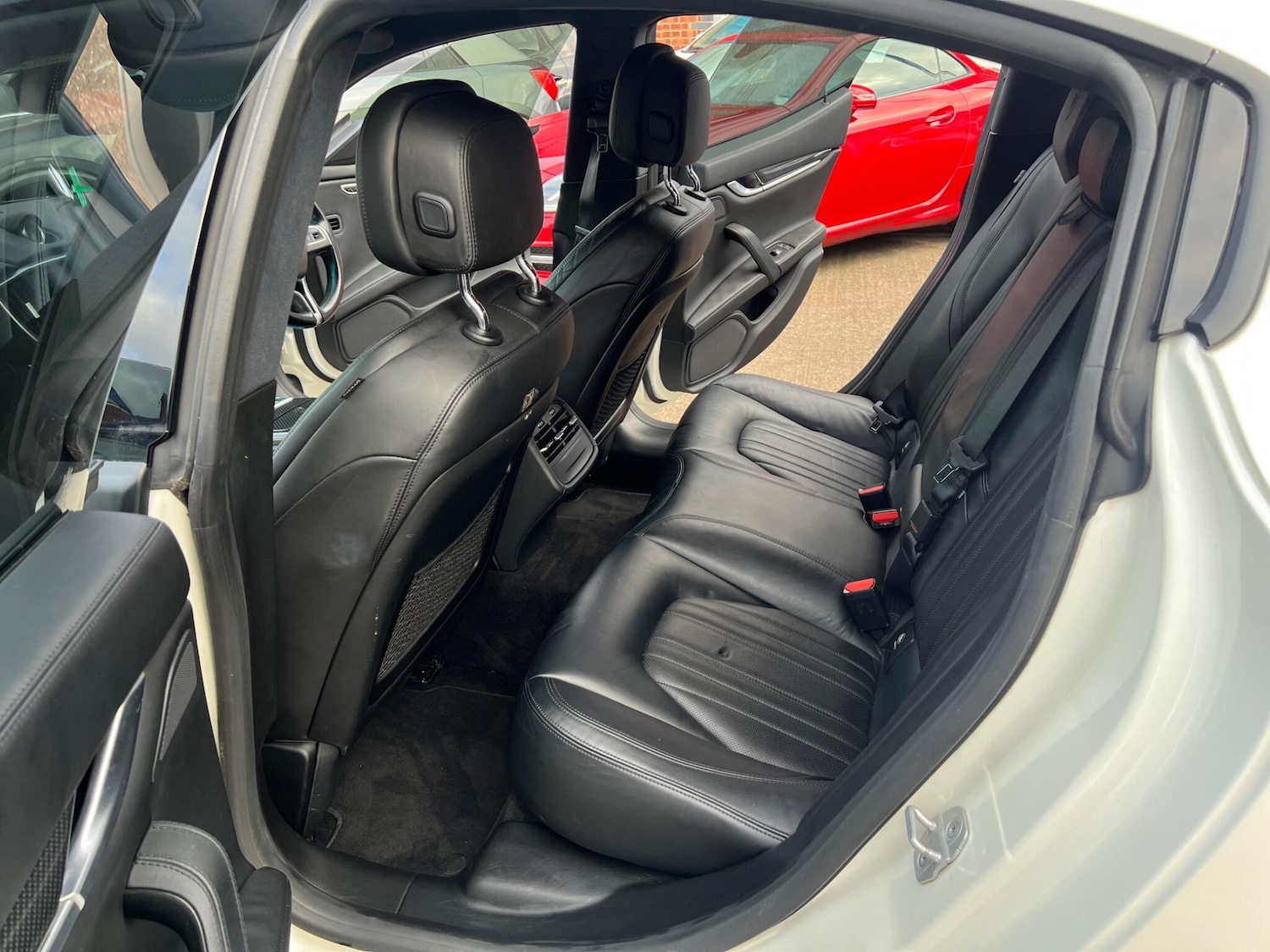 Used Maserati Ghibli 2014 for sale - 76913303: Photo 5