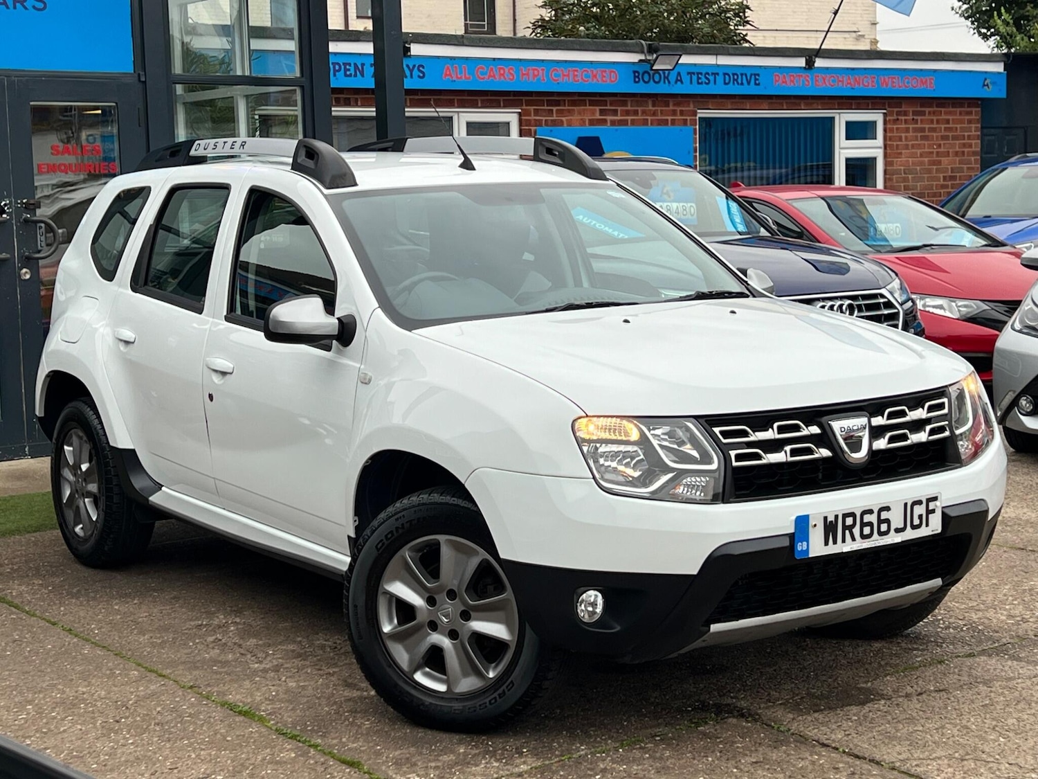 Used Dacia Duster 2016 for sale - 76989730: Photo 40