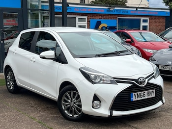Used Toyota Yaris 2016 for sale - 75904498: Photo