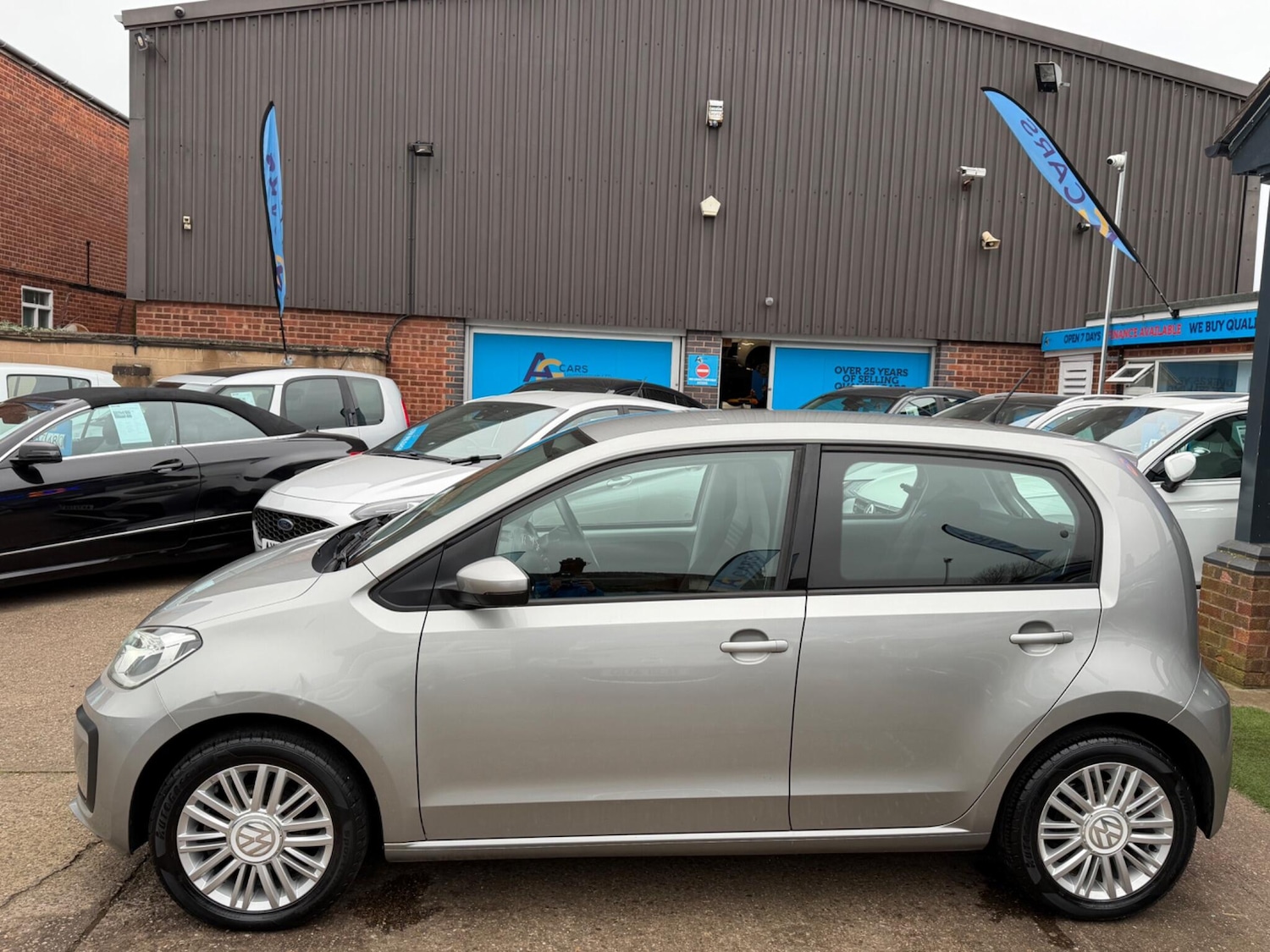 Used Volkswagen up! for sale - 77783049: Photo 21