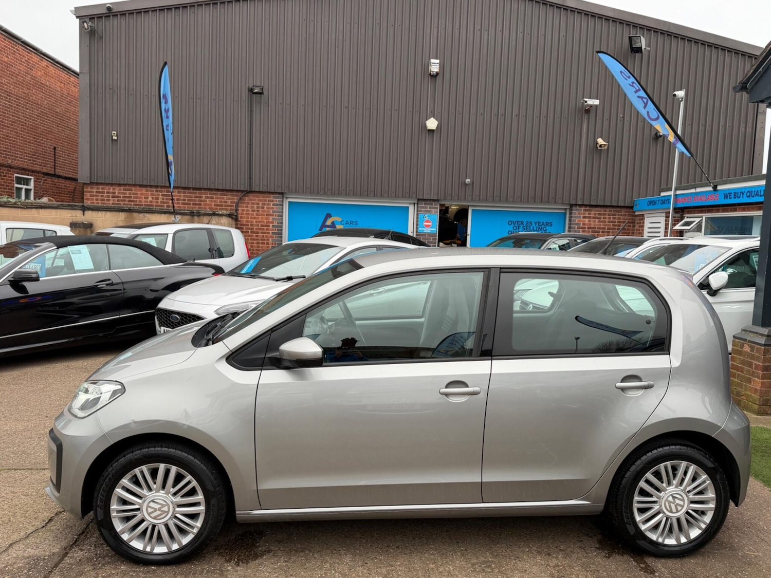 Used Volkswagen up! for sale - 77783049: Photo 26