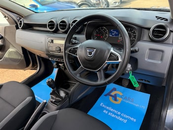 Used Dacia Duster 2019 for sale - 77586618: Photo