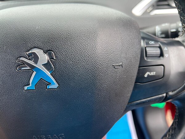 Used Peugeot 208 2019 for sale - 75563956: Photo 27
