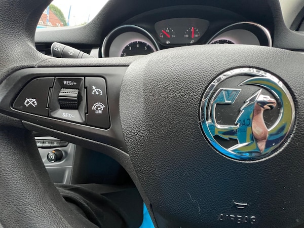 Used Vauxhall Astra 2017 for sale - 76296016: Photo 25