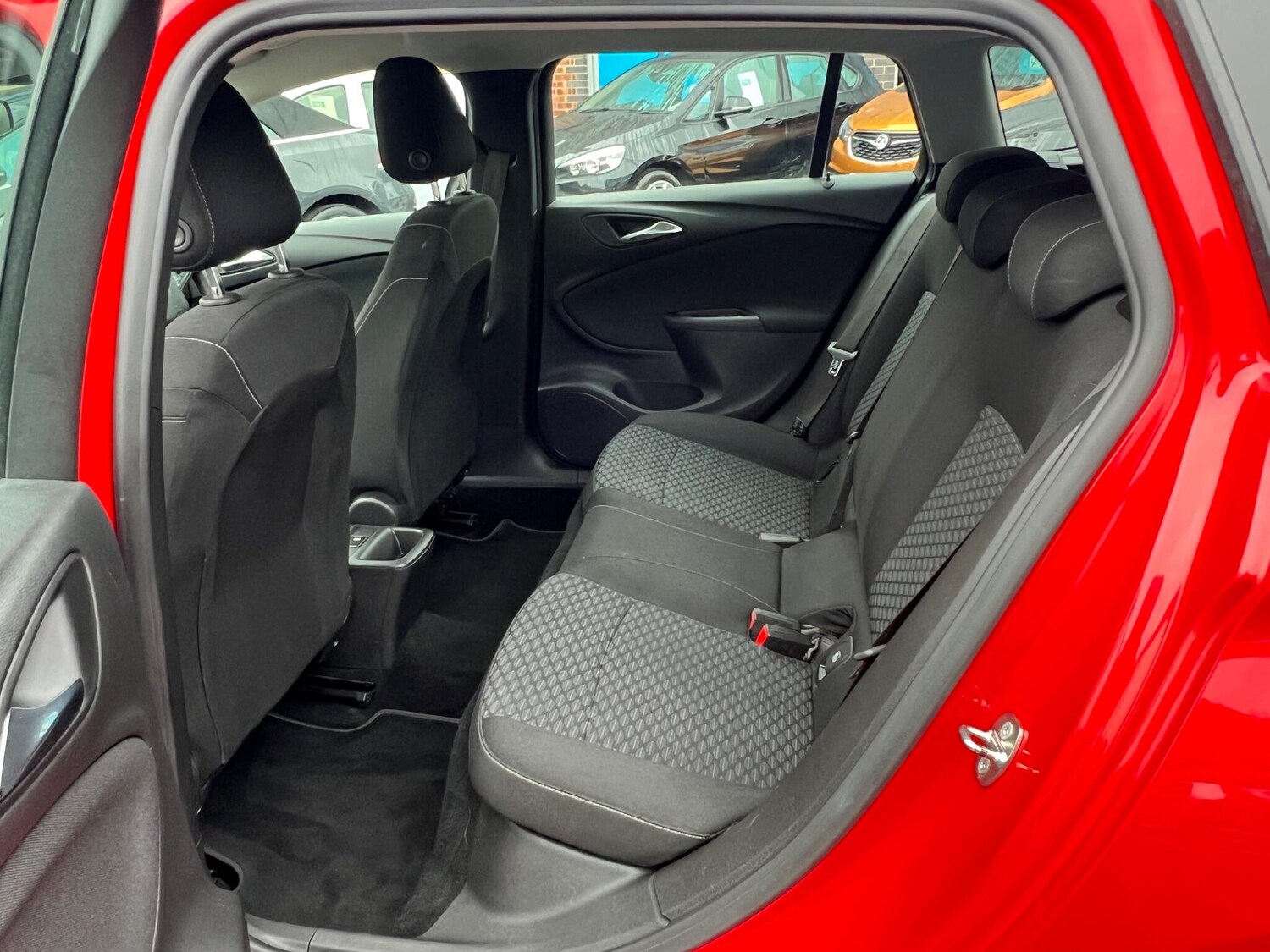 Used Vauxhall Astra 2017 for sale - 76296016: Photo 32