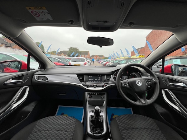 Used Vauxhall Astra 2017 for sale - 76296016: Photo 39