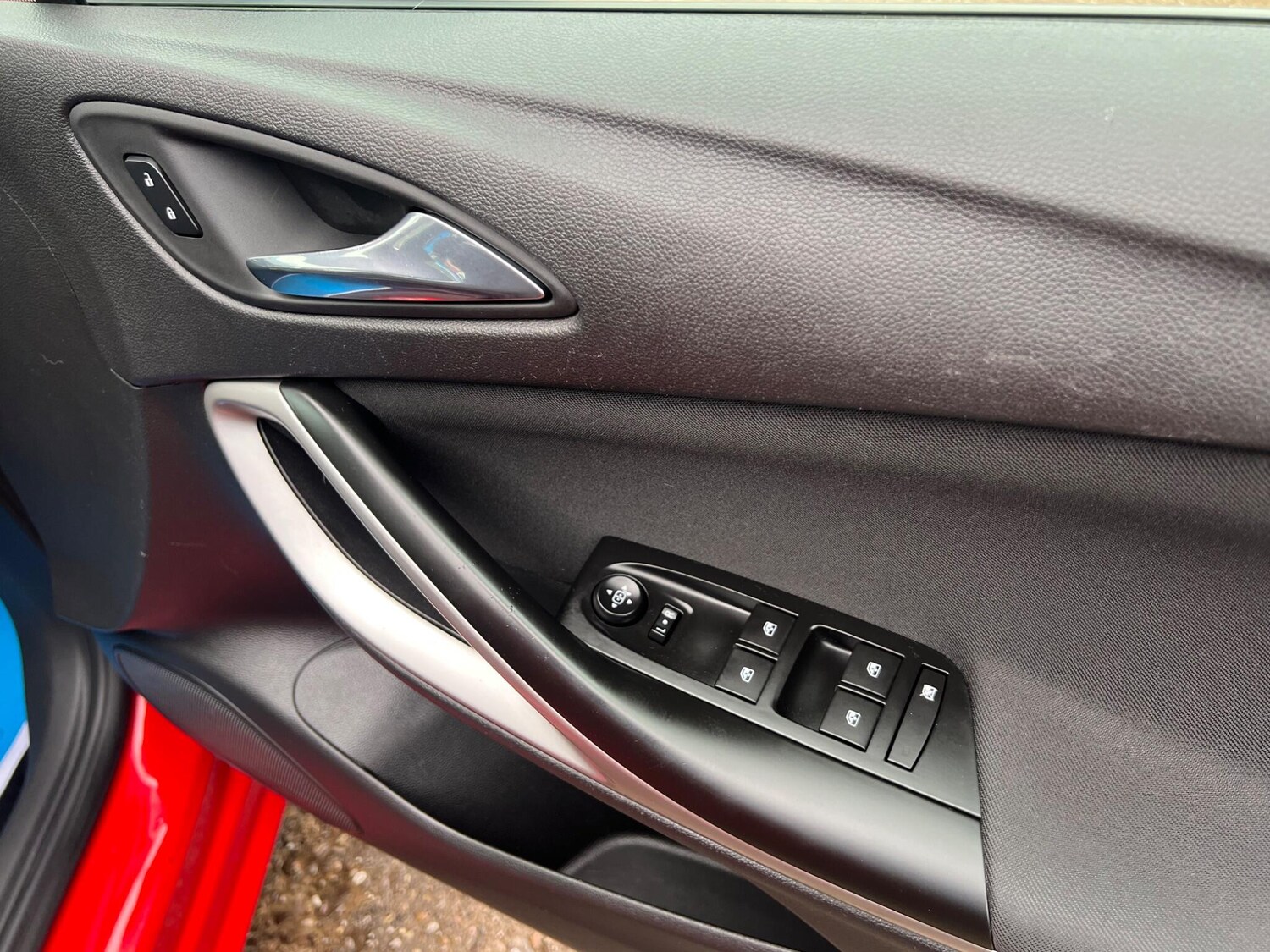 Used Vauxhall Astra 2017 for sale - 76296016: Photo 40