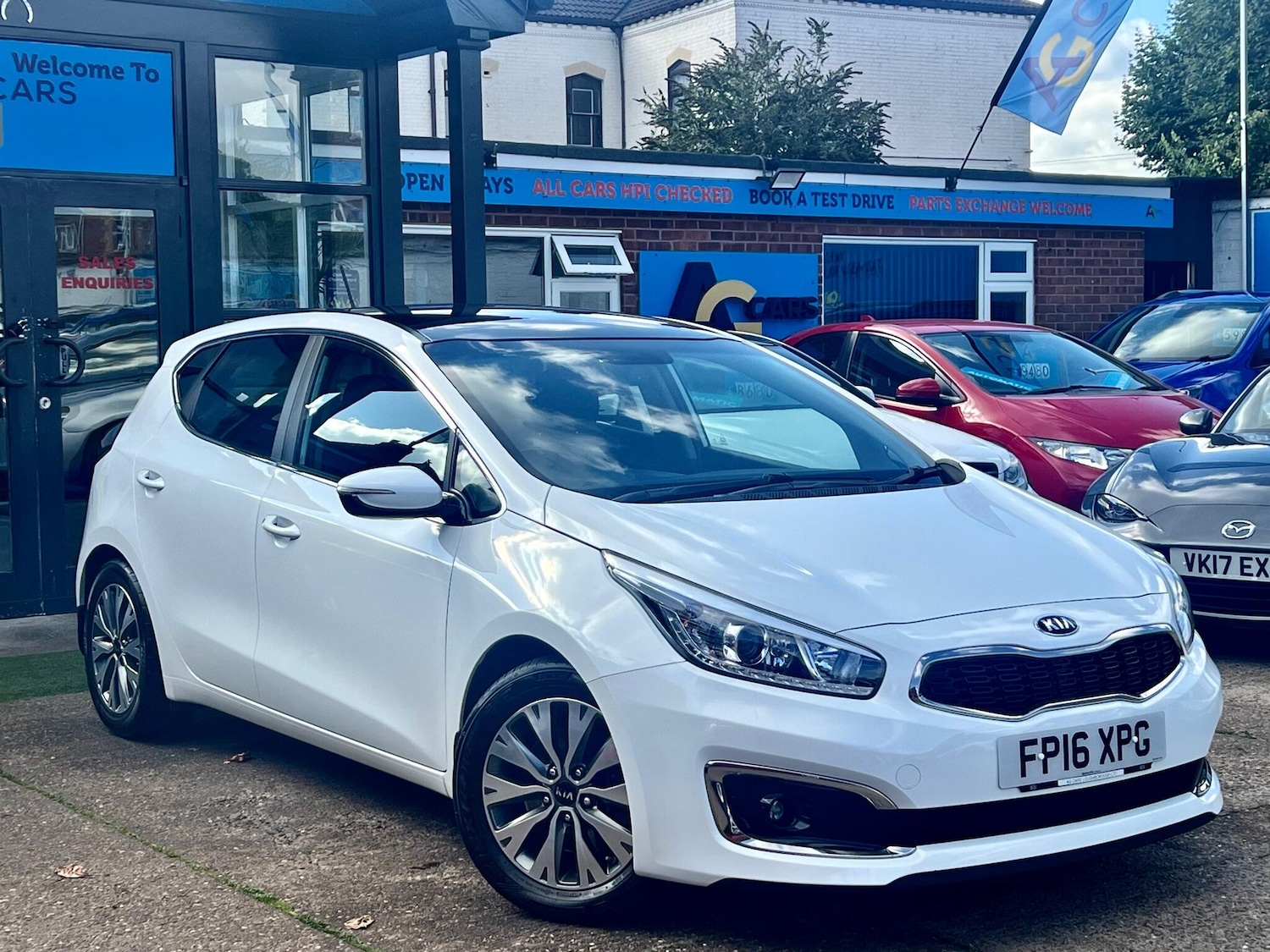 Used Kia Ceed for sale - 76099561: Photo 1