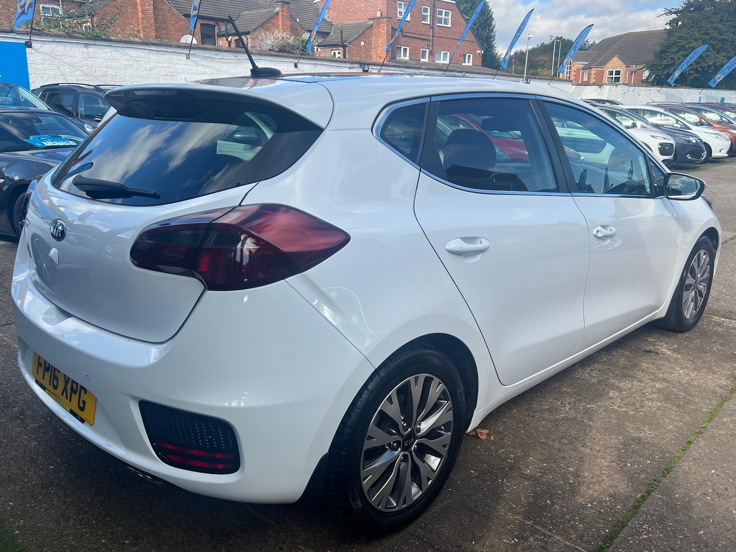 Used Kia Ceed for sale - 76099561: Photo 13