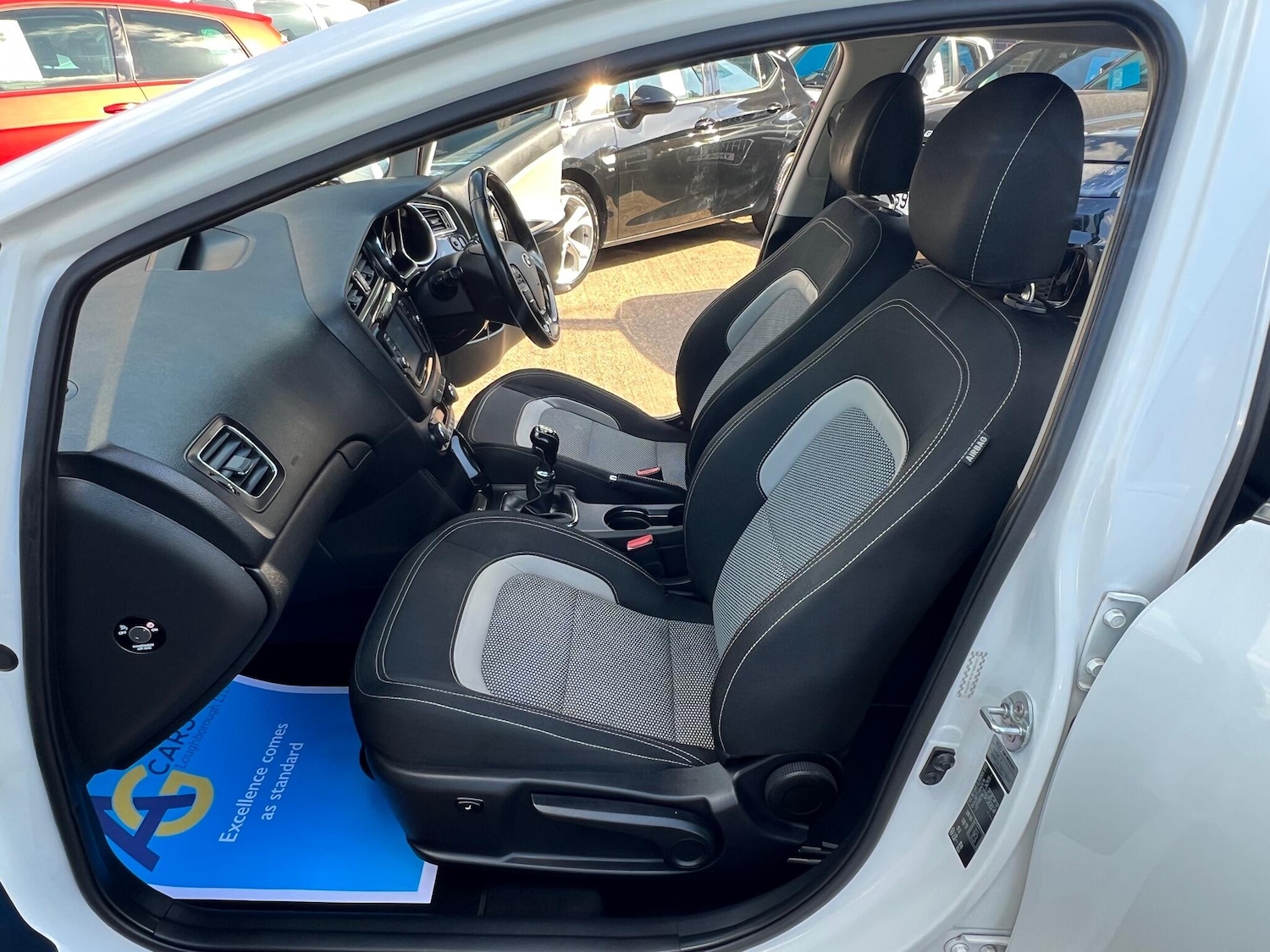 Used Kia Ceed for sale - 76099561: Photo 29