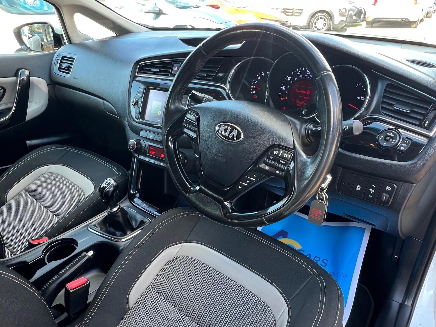 Used Kia Ceed for sale - 76099561: Photo 3