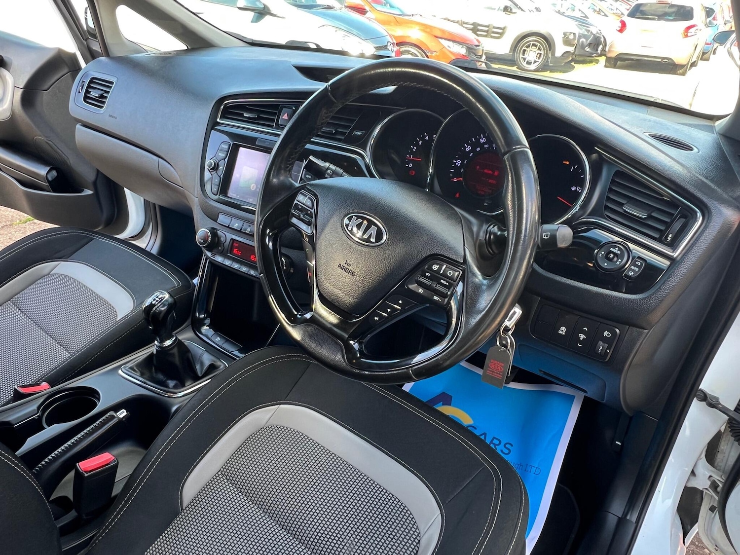 Used Kia Ceed for sale - 76099561: Photo 34