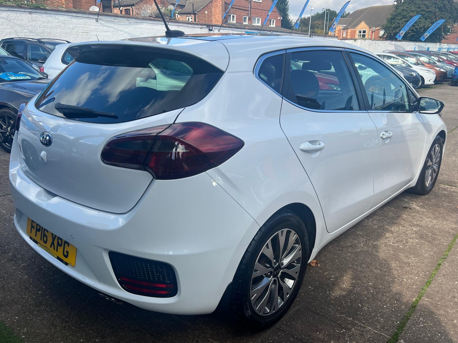 Used Kia Ceed for sale - 76099561: Photo 46