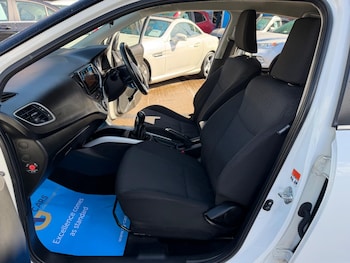 Used Suzuki Baleno 2017 for sale - 78527960: Photo