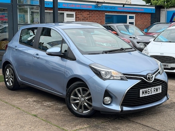Used Toyota Yaris 2015 for sale - 78891970: Photo