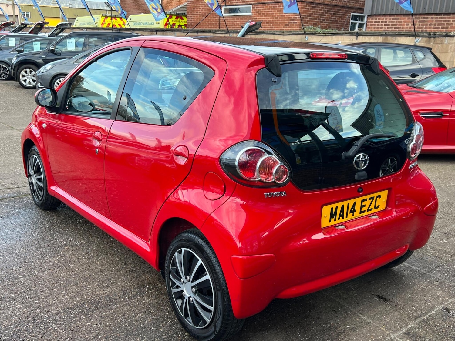 Used Toyota AYGO 2014 for sale - 76832333: Photo 11